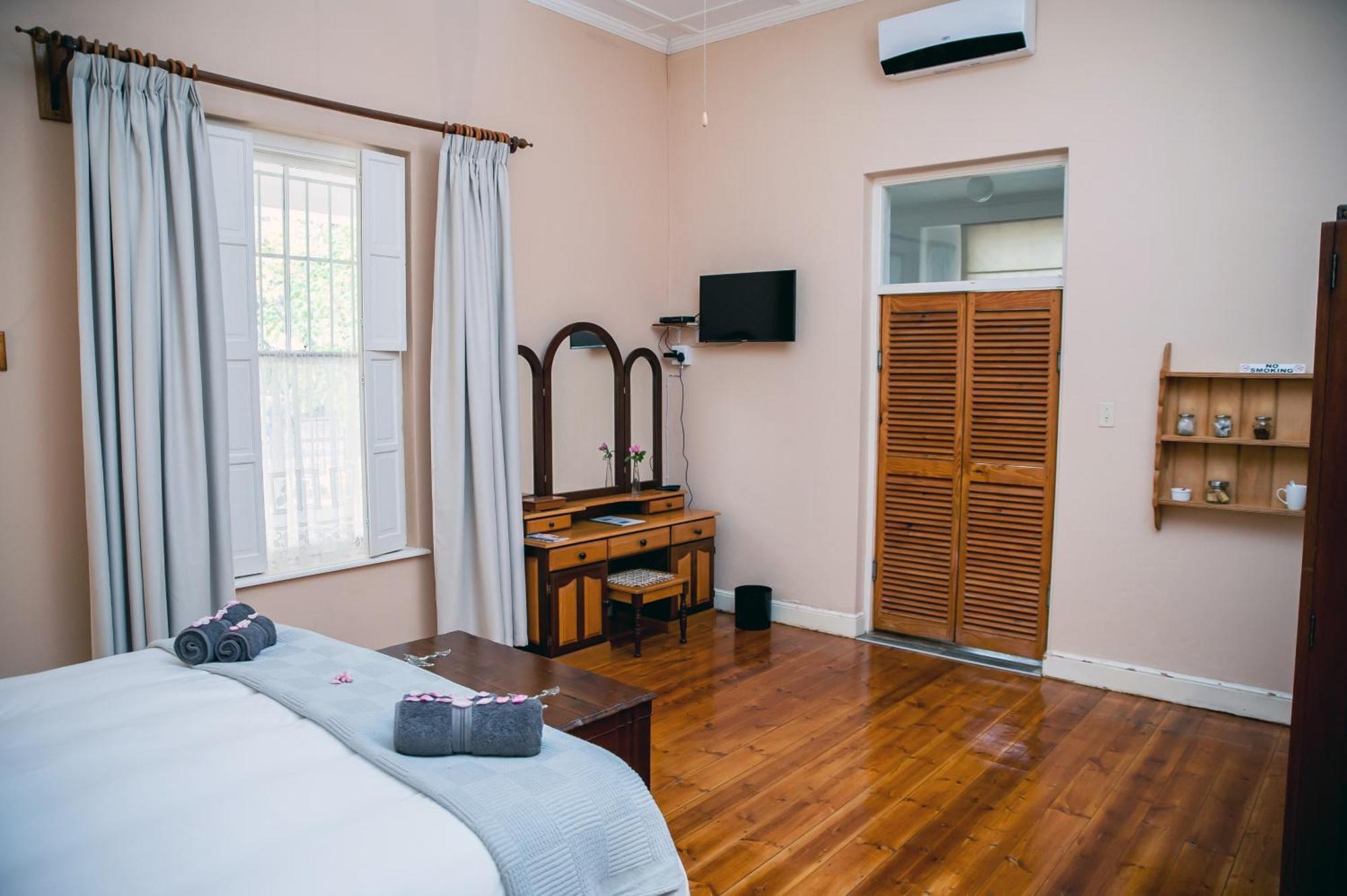Petal'S Place Robertson Ruang foto